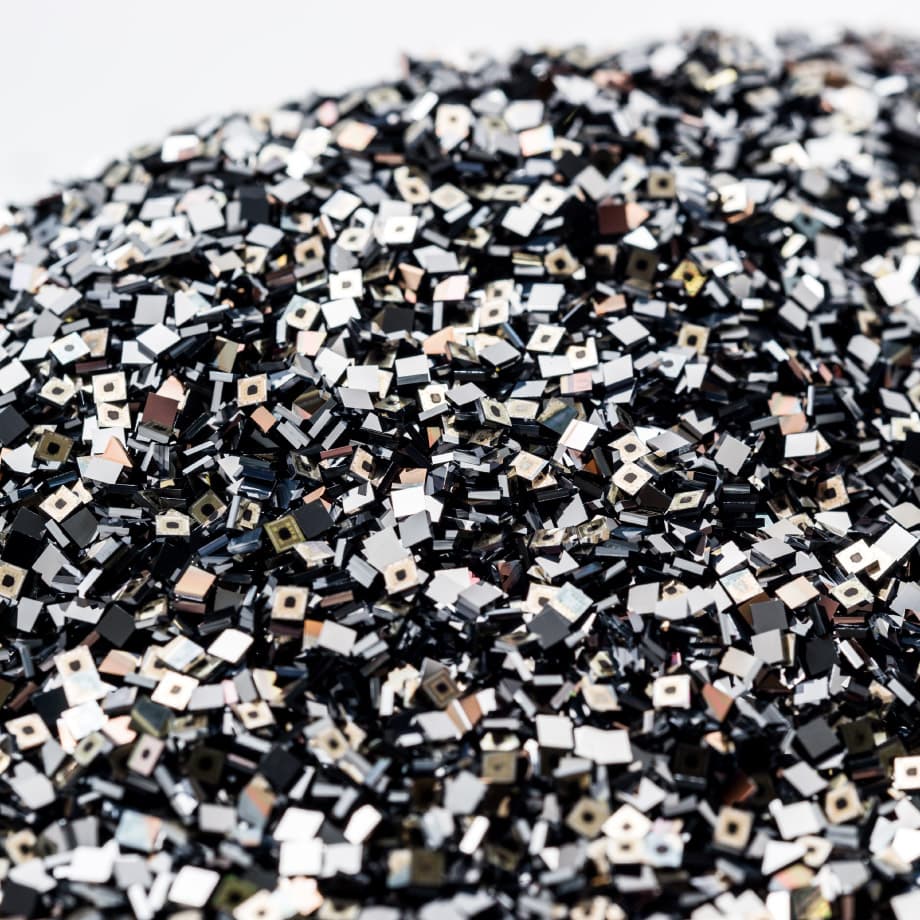 Volume production with a tailored supply chain